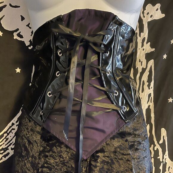 Extremely Rare Blackout Corset Velvet Dress - Zipper Does Not Work - Picture 1 of 10